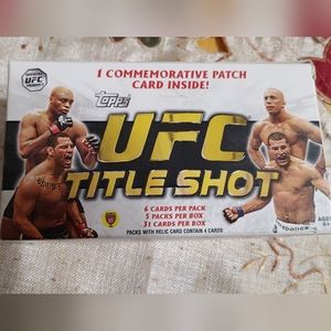 COPY - 2011 Topps UFC Tirle Shot trading cards USED